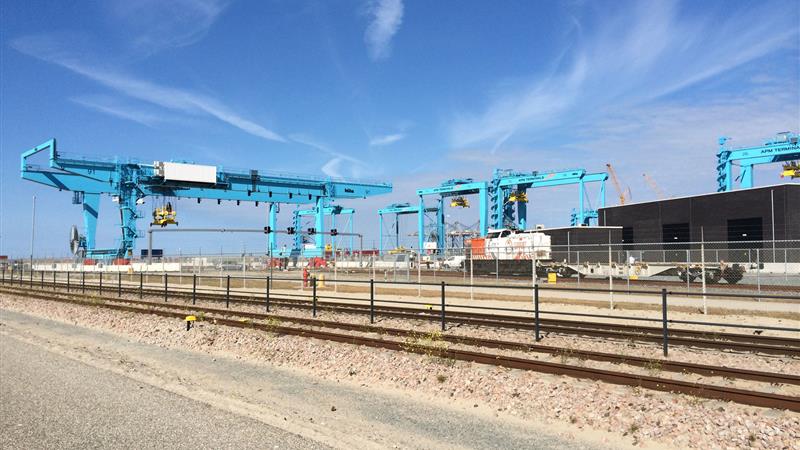 Distri Rail: spoor APMT2 in de lift